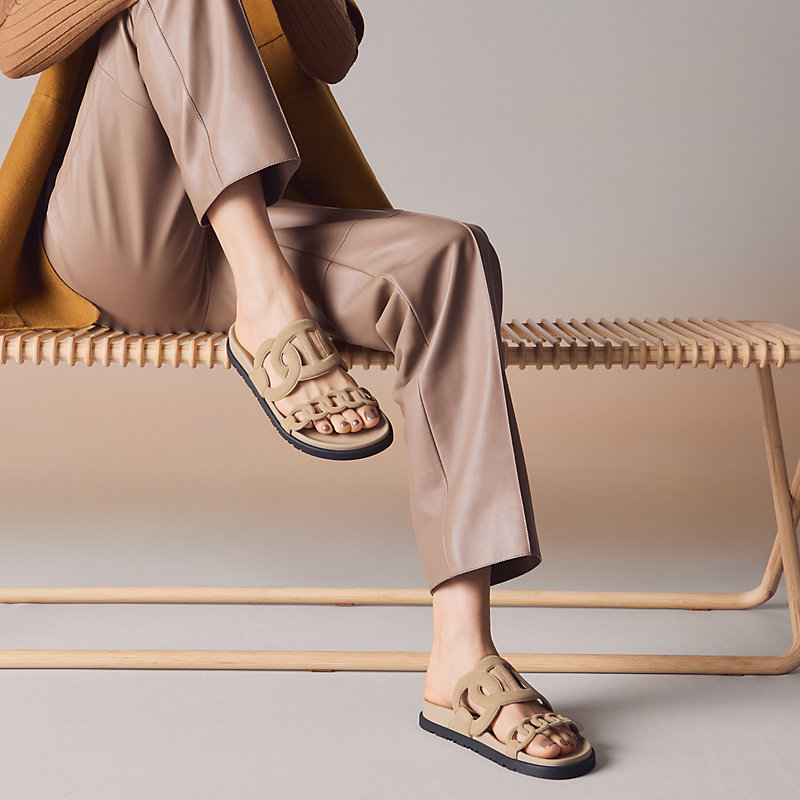 HERMES サンダル エクストラ キャメル サンダル 《エクストラ》 | Hermès - エルメス-公式サイト